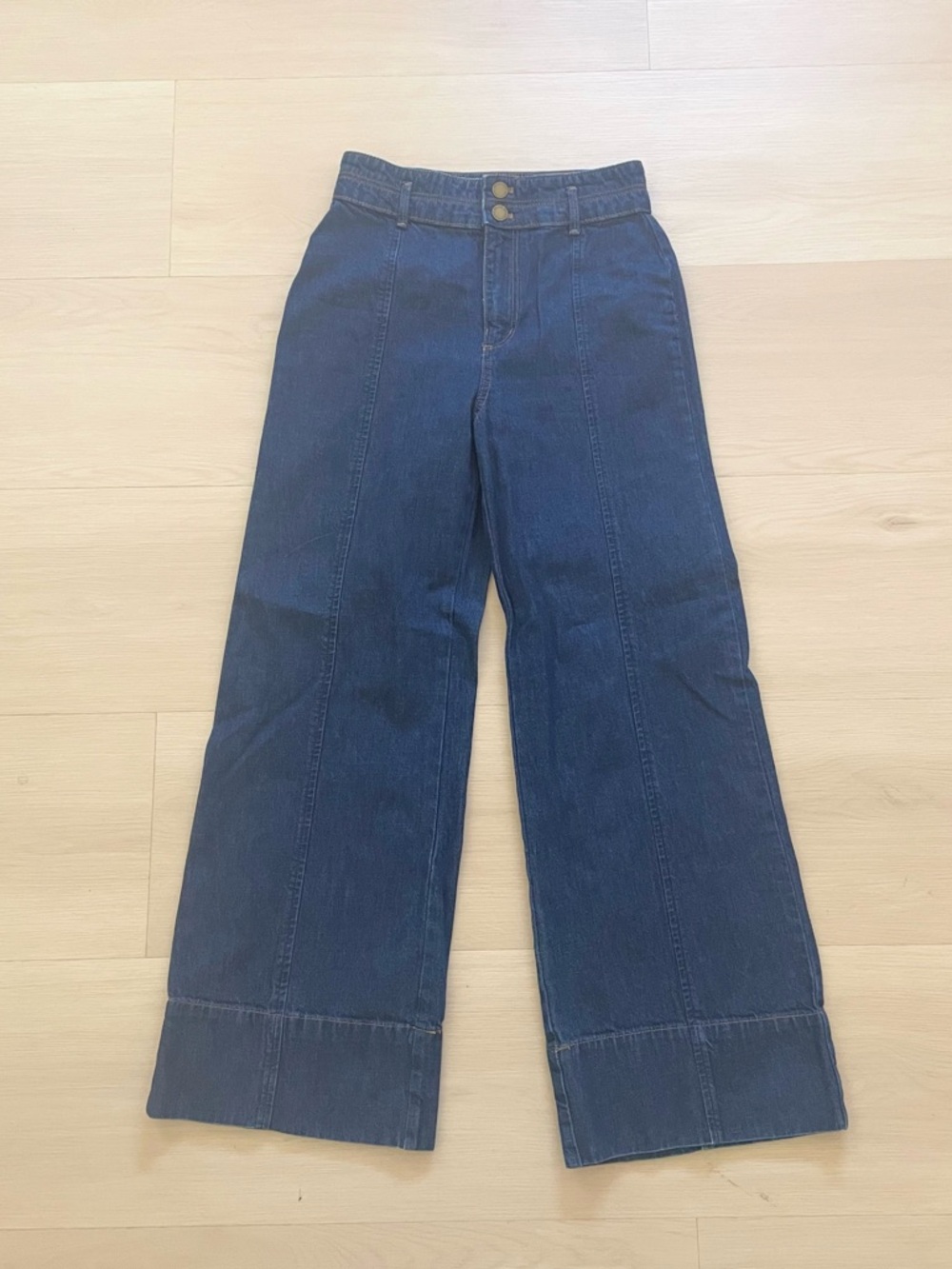 Ann Taylor Petite wide leg jeans 00P